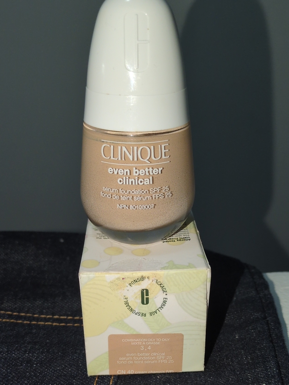 Clinique Even Better Clinical Serum Foundation - Beige/Tan